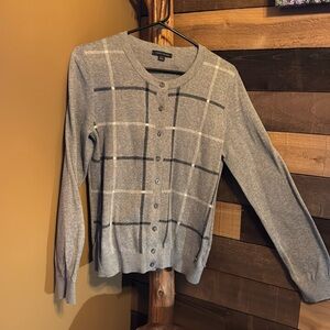 Classy Timmy Hilfiger button sweater